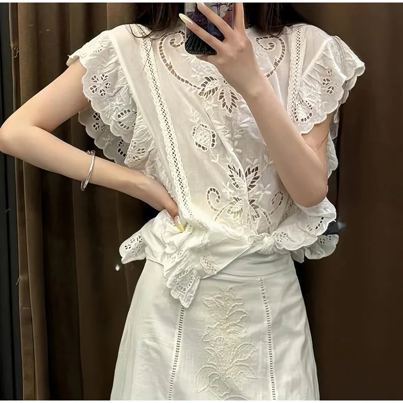 Women's Embroidery Vest Top Vintage Hollow Out Crew Neck Sleeveless Side Split Tank Summer Party Club Daily Matching Streetwear