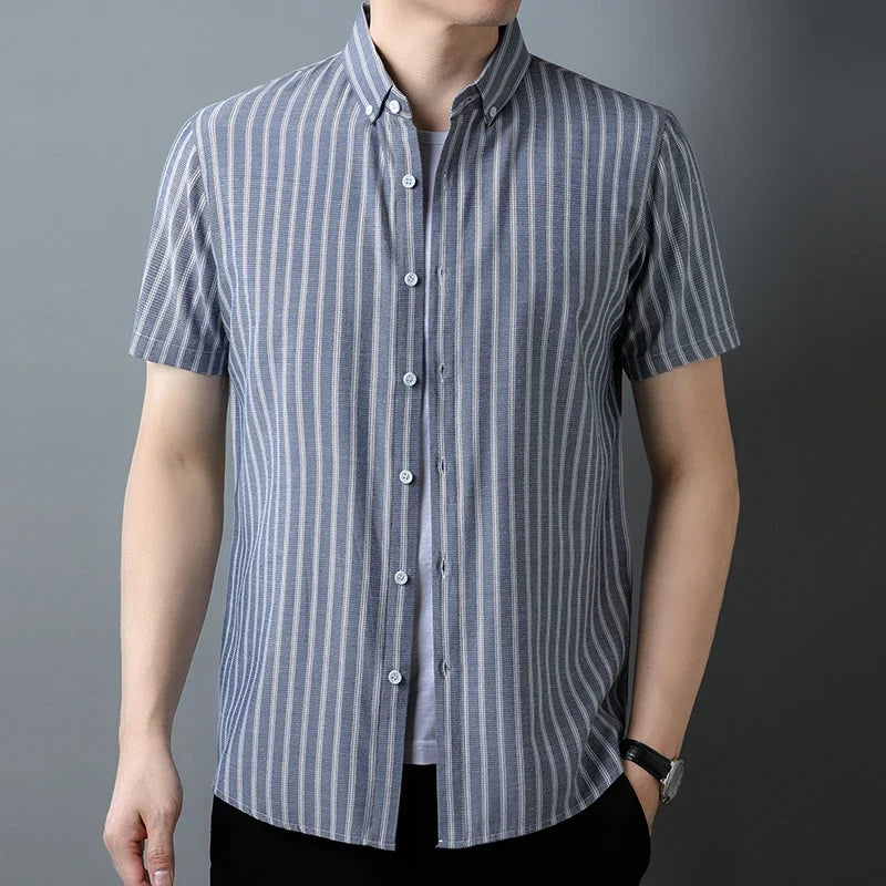 New Men's Casual Striped Short Sleeved Lapel Shirt for Summer Fashion Comfort No Ironing Wrinkle Resistant Top